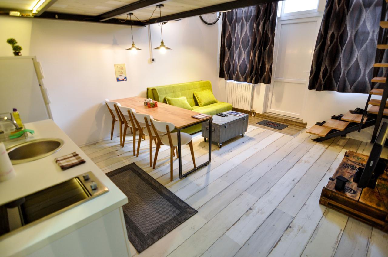 Old Town Studio Loft Apartment Sarajevo Ngoại thất bức ảnh